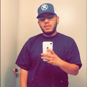 Meet your Posher, Cesar